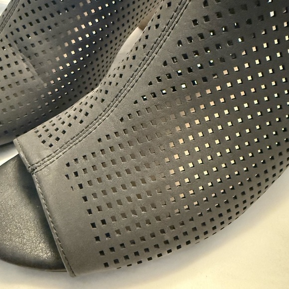 Relativity Black Heeled Boots with Peep-Toe Design - Picture 2 of 6